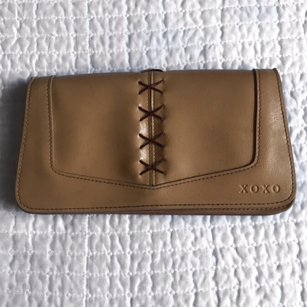 Beige XOXO Clutch